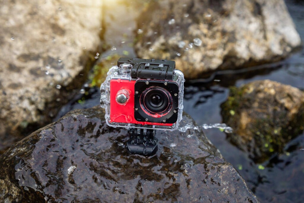 Olympus TG Tracker czy GoPro który sprzęt wybrać na wakacyjne przygody?